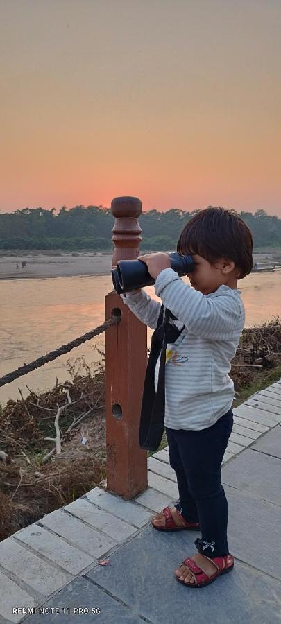 Hotel National Park- A Peaceful Family Home Where You Can Stay Peace And Enjoy And Organize The Wildlife Safari Читван Экстерьер фото