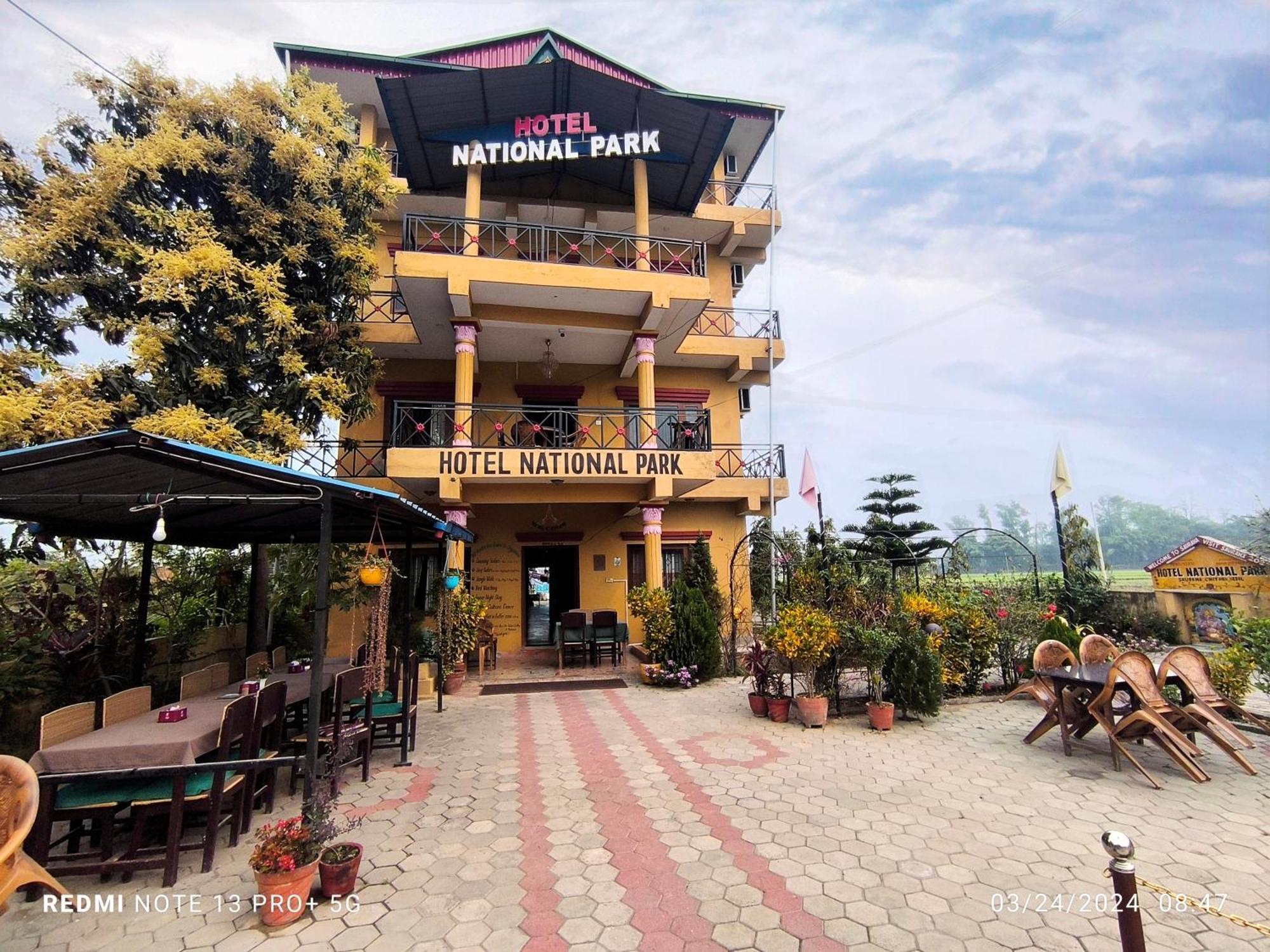 Hotel National Park- A Peaceful Family Home Where You Can Stay Peace And Enjoy And Organize The Wildlife Safari Читван Экстерьер фото